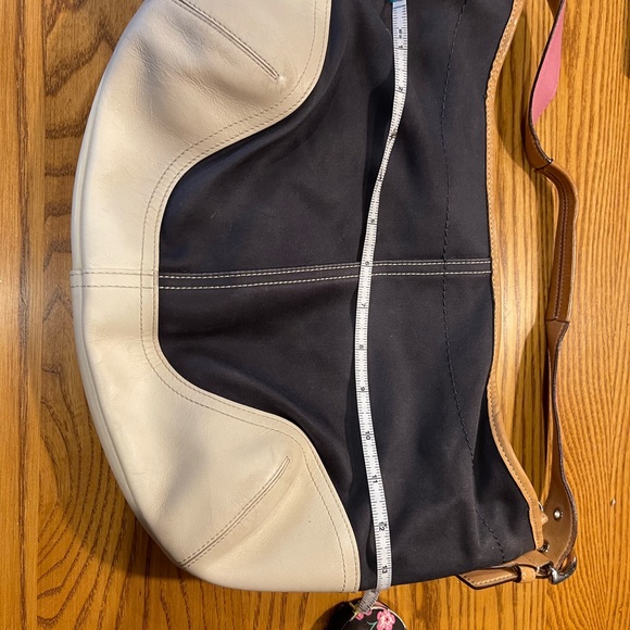 Vintage Coach Soho Hobo Shoulder Bag - Picture 8 of 12